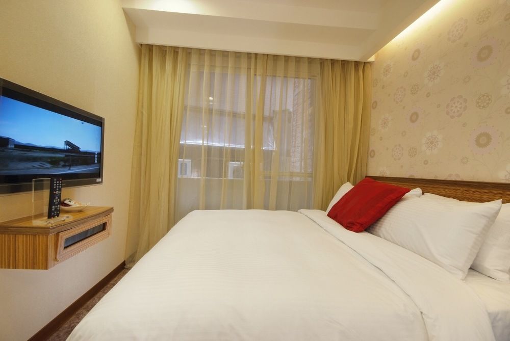 Golden Hotel Taipei Esterno foto